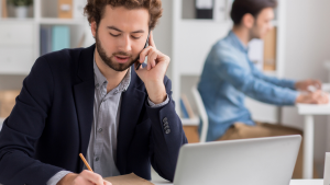 پرسشگر تحقیقات بازار